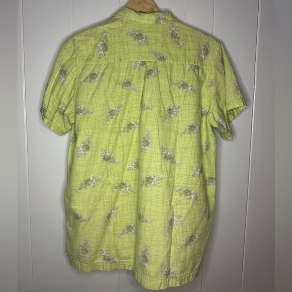 Vintage Columbia Sportswear Fish Print Button-Up Shirt Green Women’s Small - Picture 4 of 8